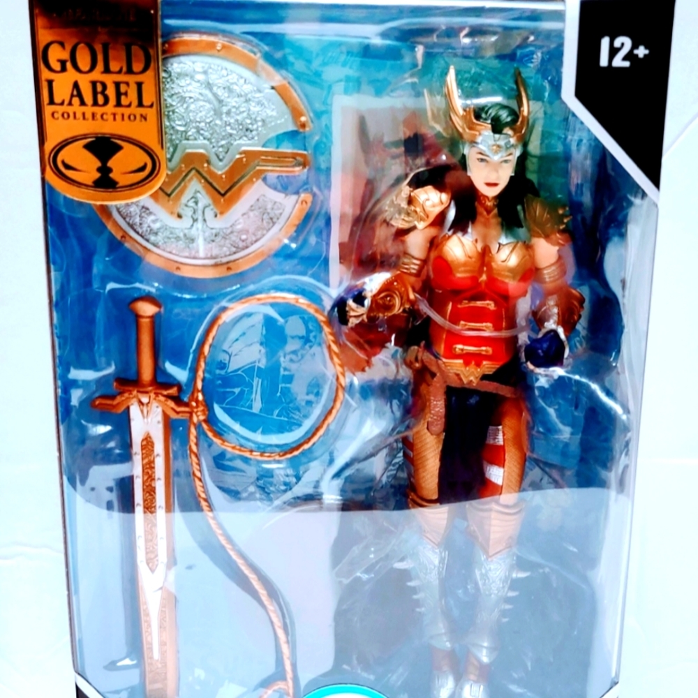 DC Multiverse Wonder Woman Gold Label